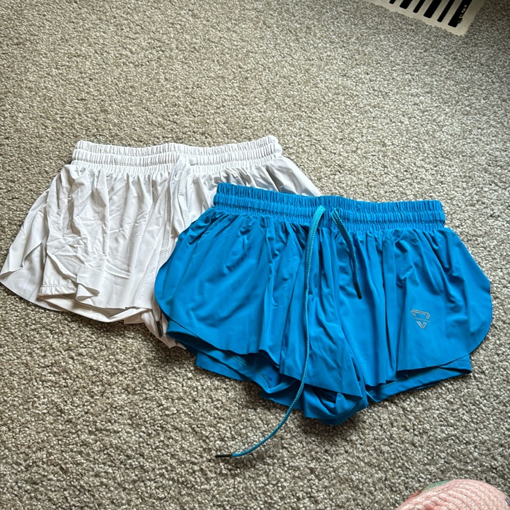 Flowy shorts bundle. blue and white